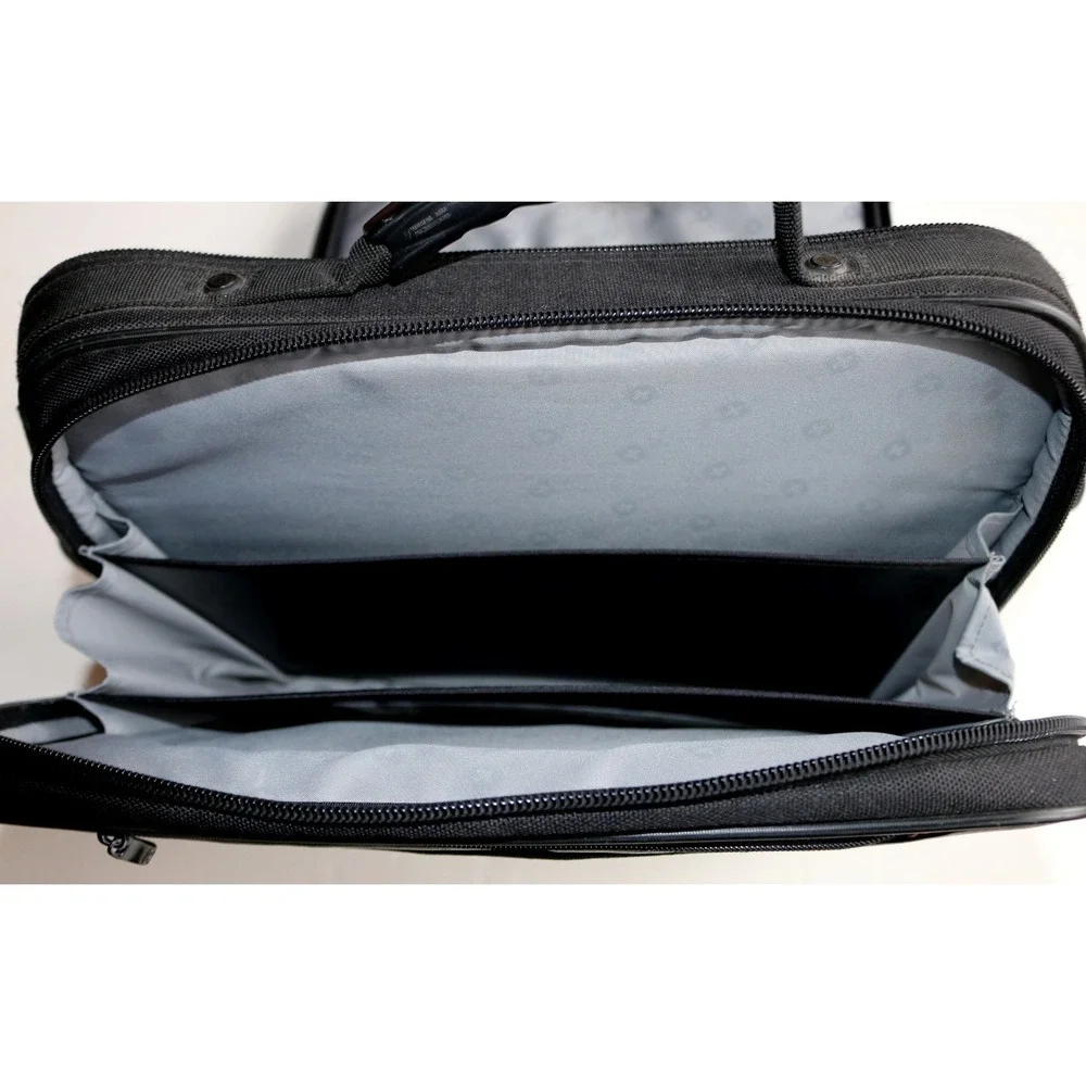 Wenger Swiss Army Knife Messenger~Brief~Attache Bag in EXCELLENT CONDITION
